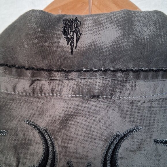 Roar Shirt Men XL Embroidered Distressed Long Sleeve Button Up Y2K Biker Rock - Picture 5 of 16